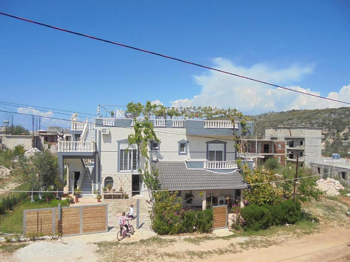 Vila Viktori 사밀 외부 사진